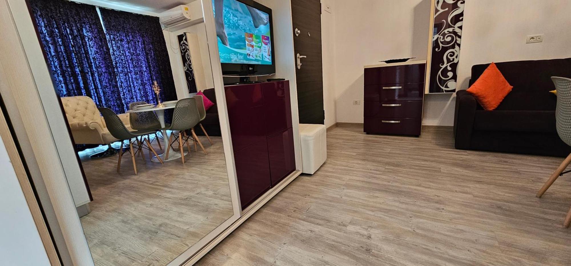 Luxury Aparthotel Promenada In Building Stefan Prima Linie La Mare Navodari Exterior photo