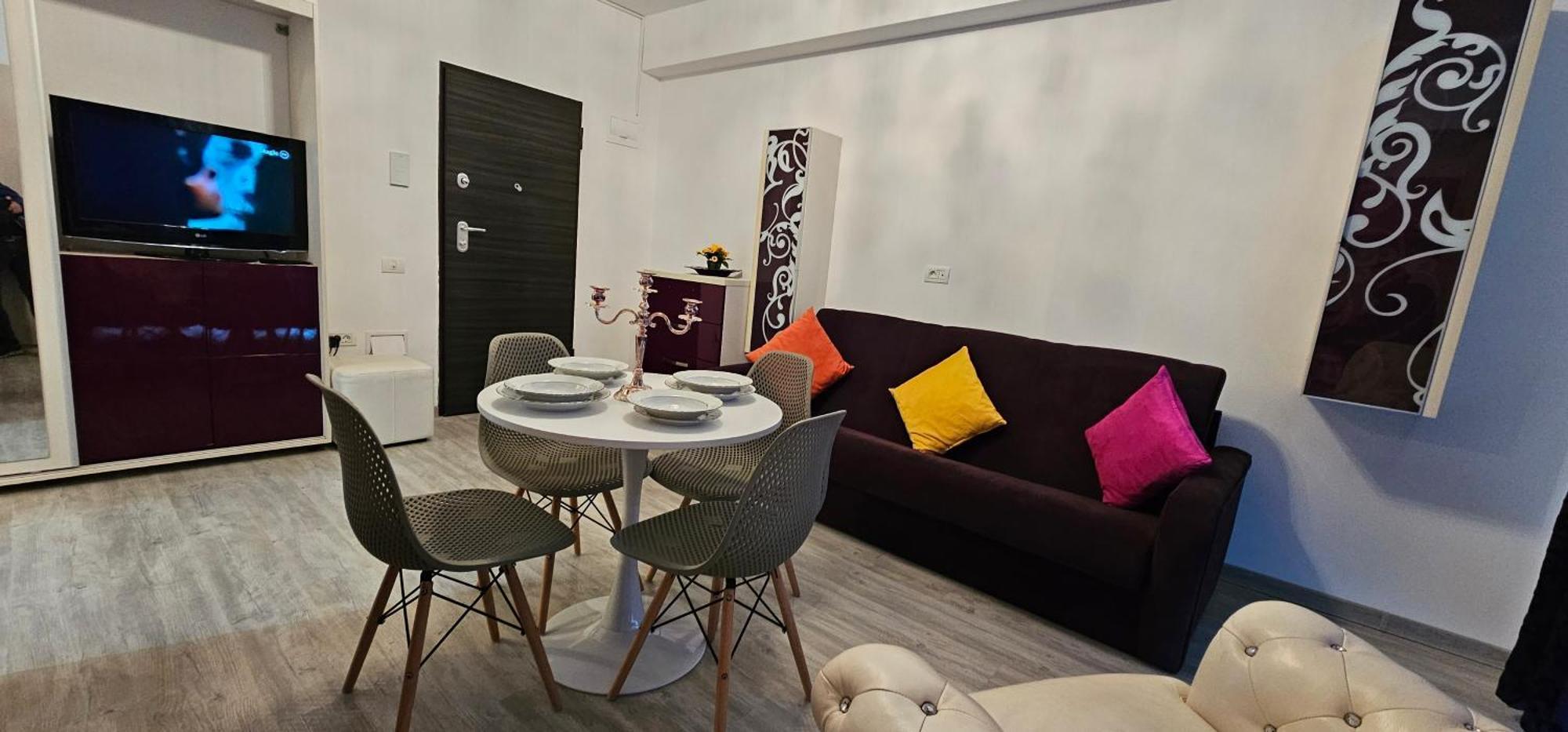 Luxury Aparthotel Promenada In Building Stefan Prima Linie La Mare Navodari Exterior photo