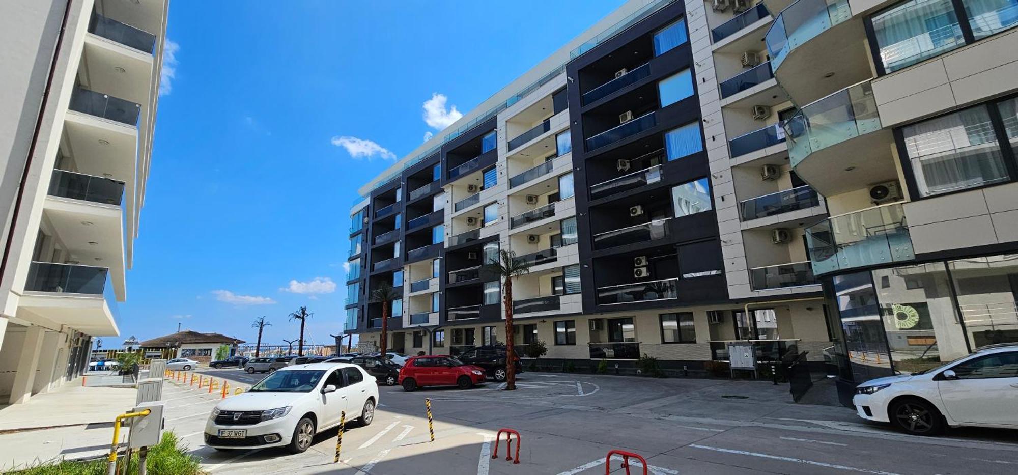 Luxury Aparthotel Promenada In Building Stefan Prima Linie La Mare Navodari Exterior photo